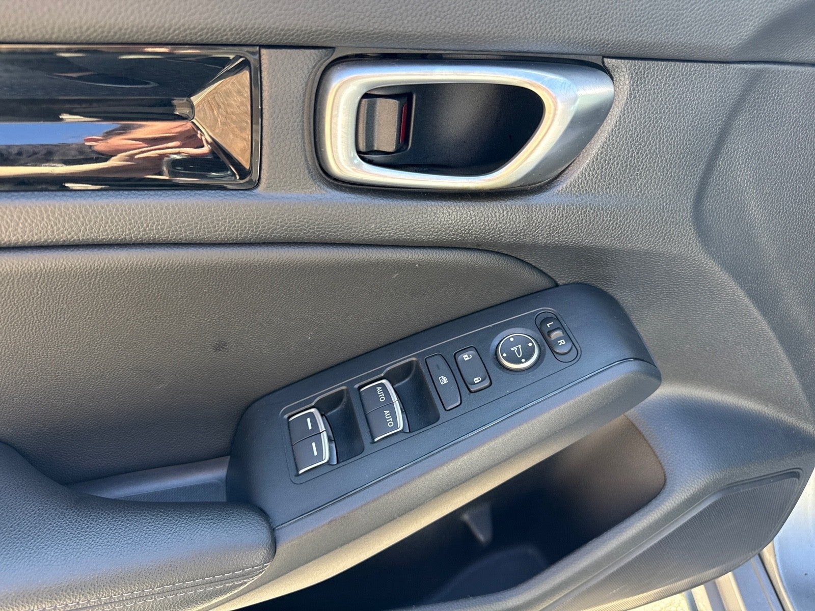 2024 Honda Civic Hatchback EX-L