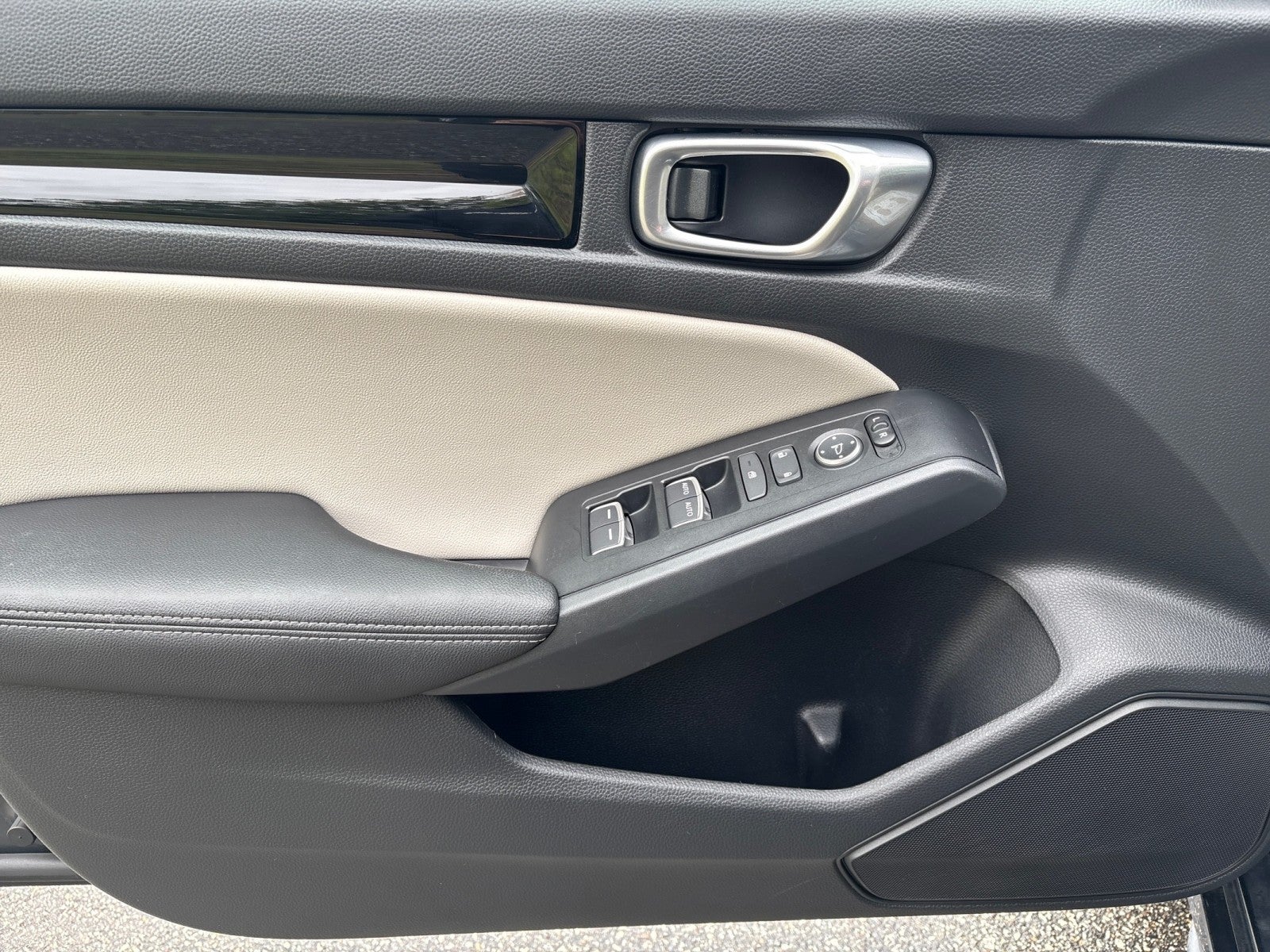 2023 Honda Civic Hatchback EX-L