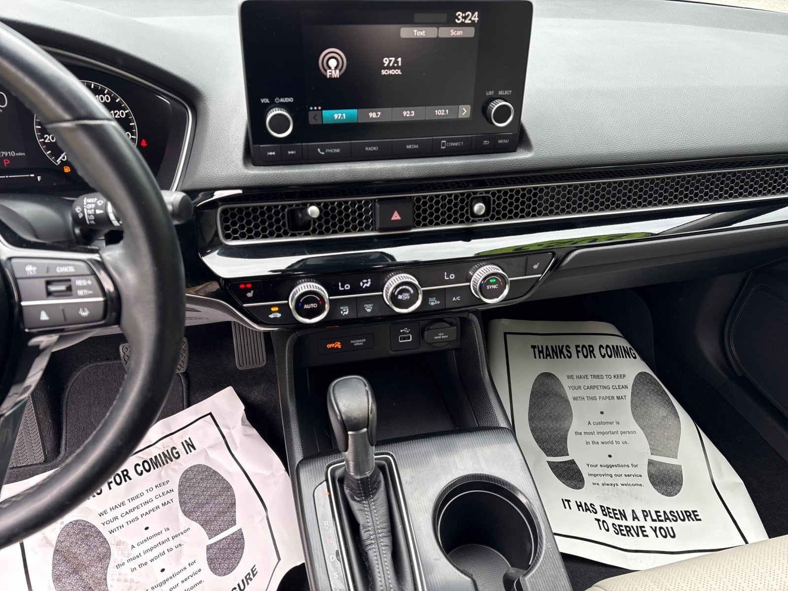2023 Honda Civic Hatchback EX-L - Photo 17
