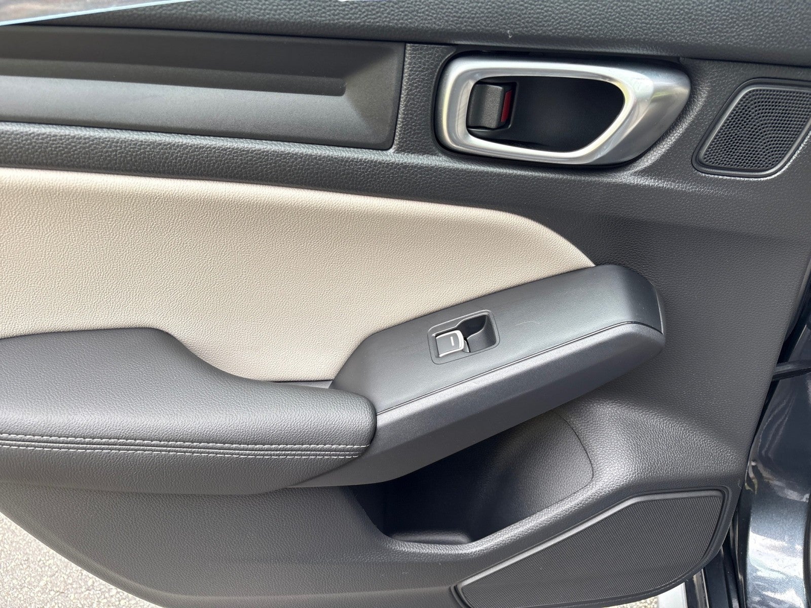2023 Honda Civic Hatchback EX-L - Photo 19