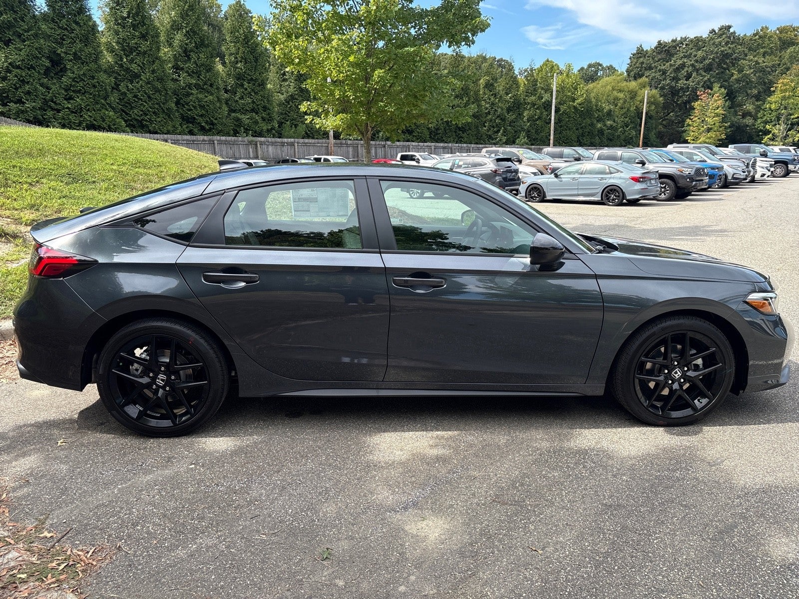 2026 Honda Civic Hatchback Hybrid Sport