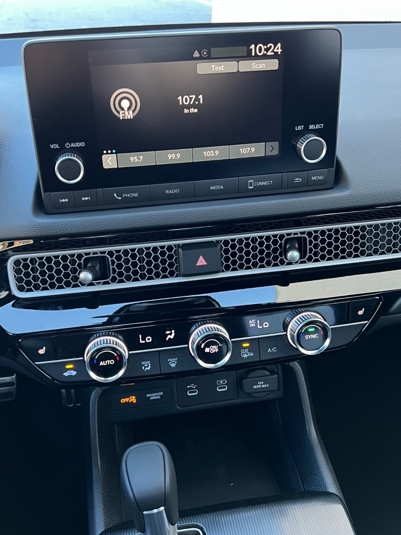 2026 Honda Civic Hatchback Hybrid Sport