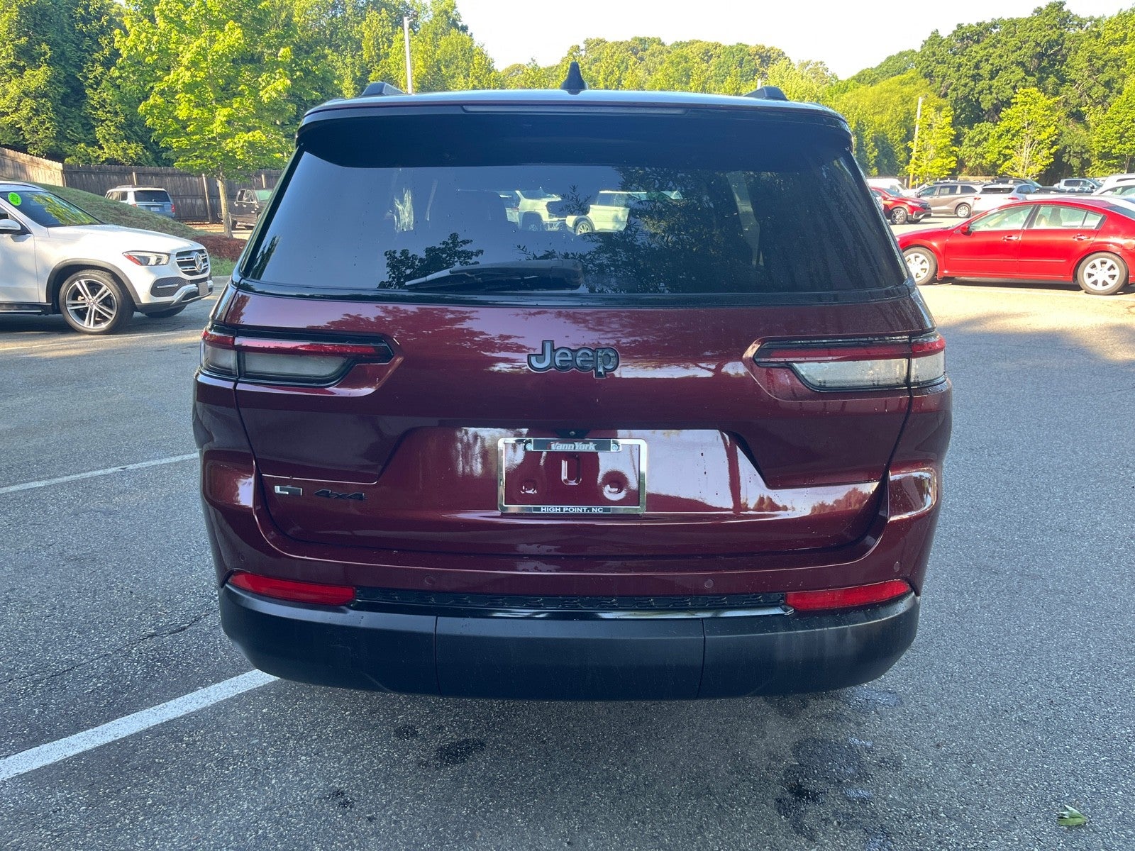 2022 Jeep Grand Cherokee L Altitude