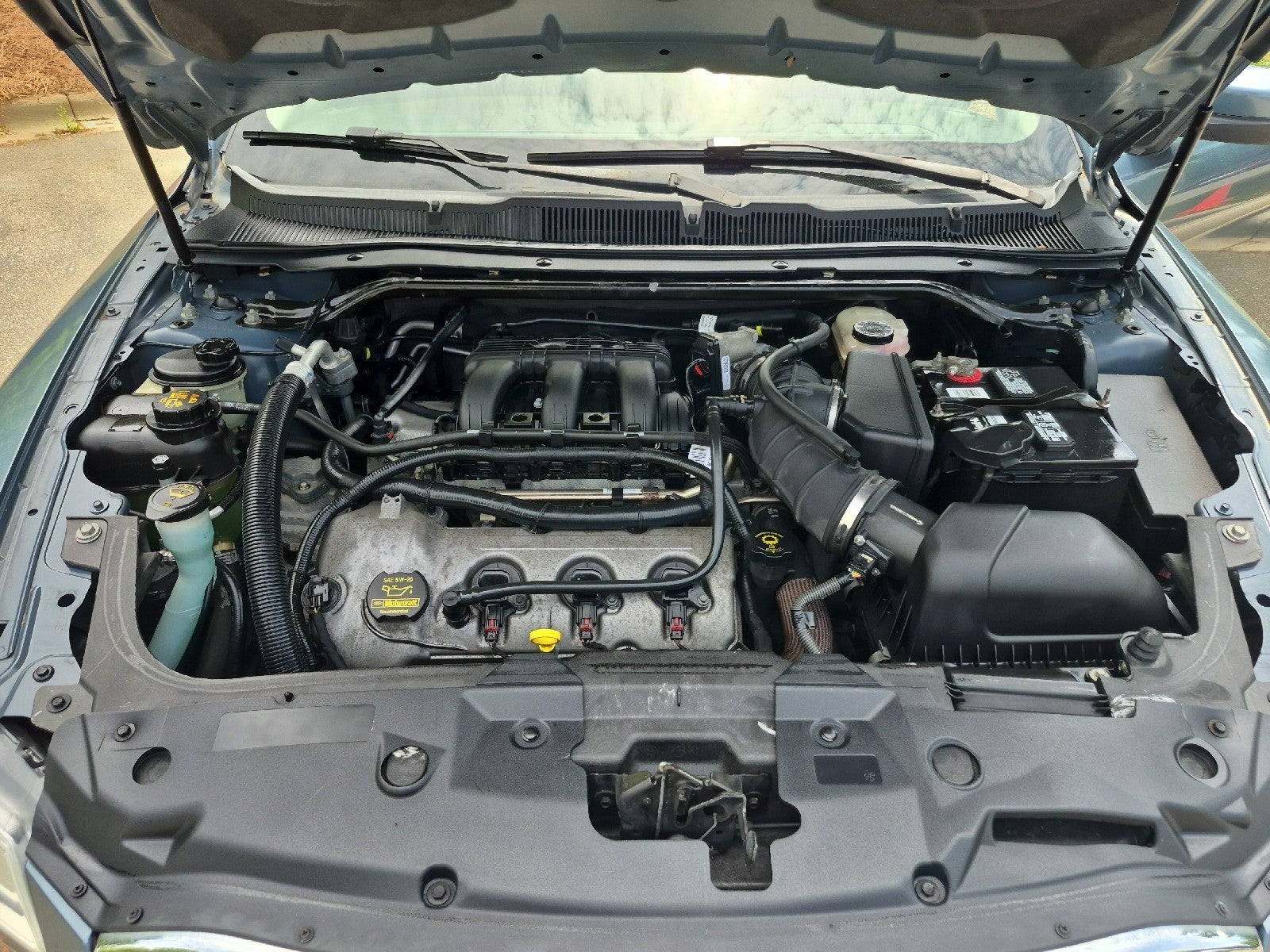 2010 Ford Taurus SEL