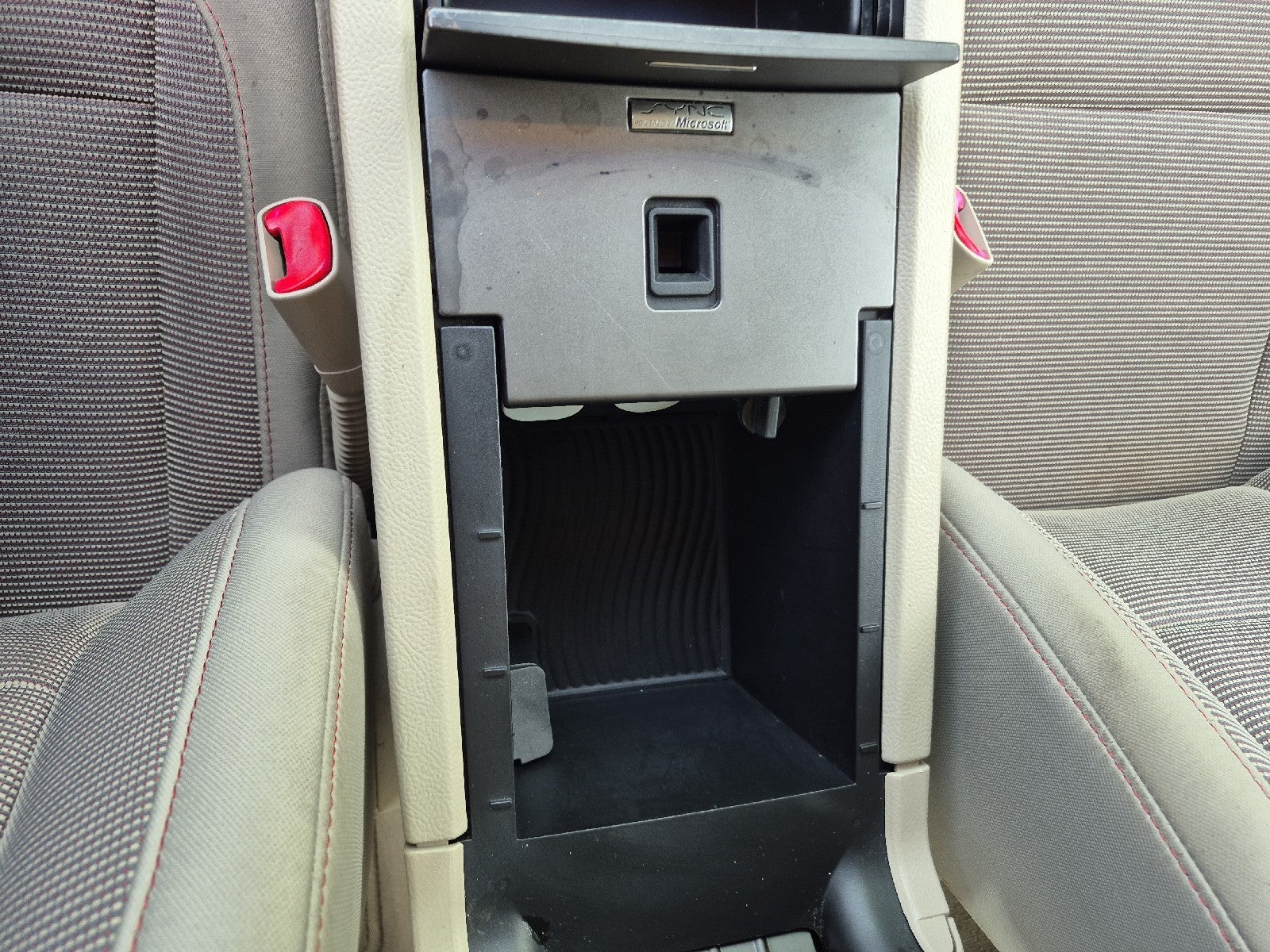 2010 Ford Taurus SEL