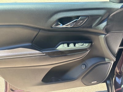 2017 GMC Acadia SLT