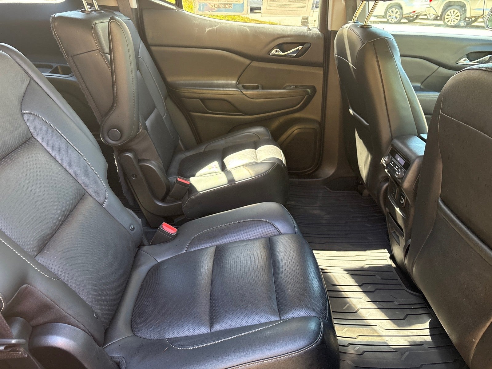 2017 GMC Acadia SLT