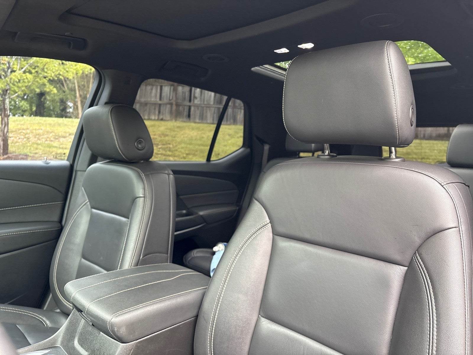 2022 Chevrolet Traverse LT Leather