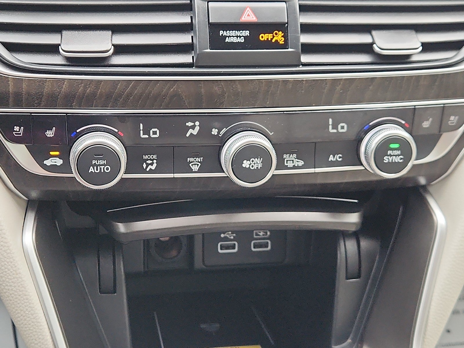 2022 Honda Accord Hybrid Touring - Photo 28