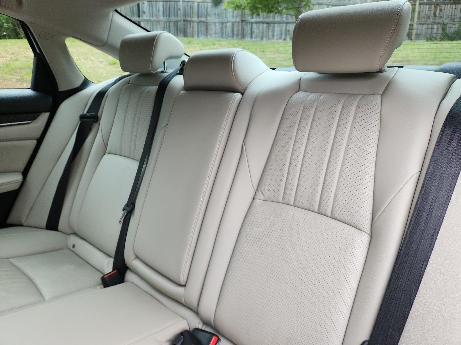 2022 Honda Accord Hybrid Touring - Photo 38