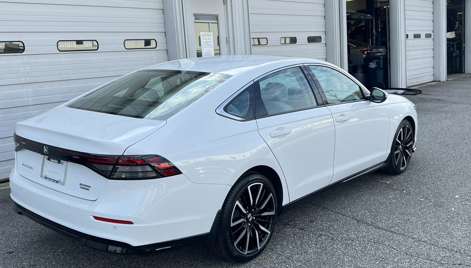 2025 Honda Accord Hybrid Touring