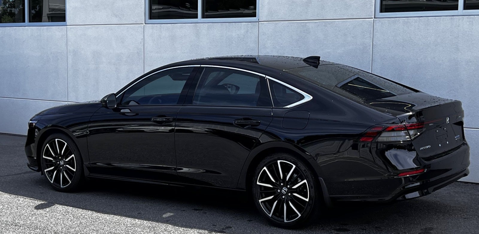 2025 Honda Accord Hybrid Touring