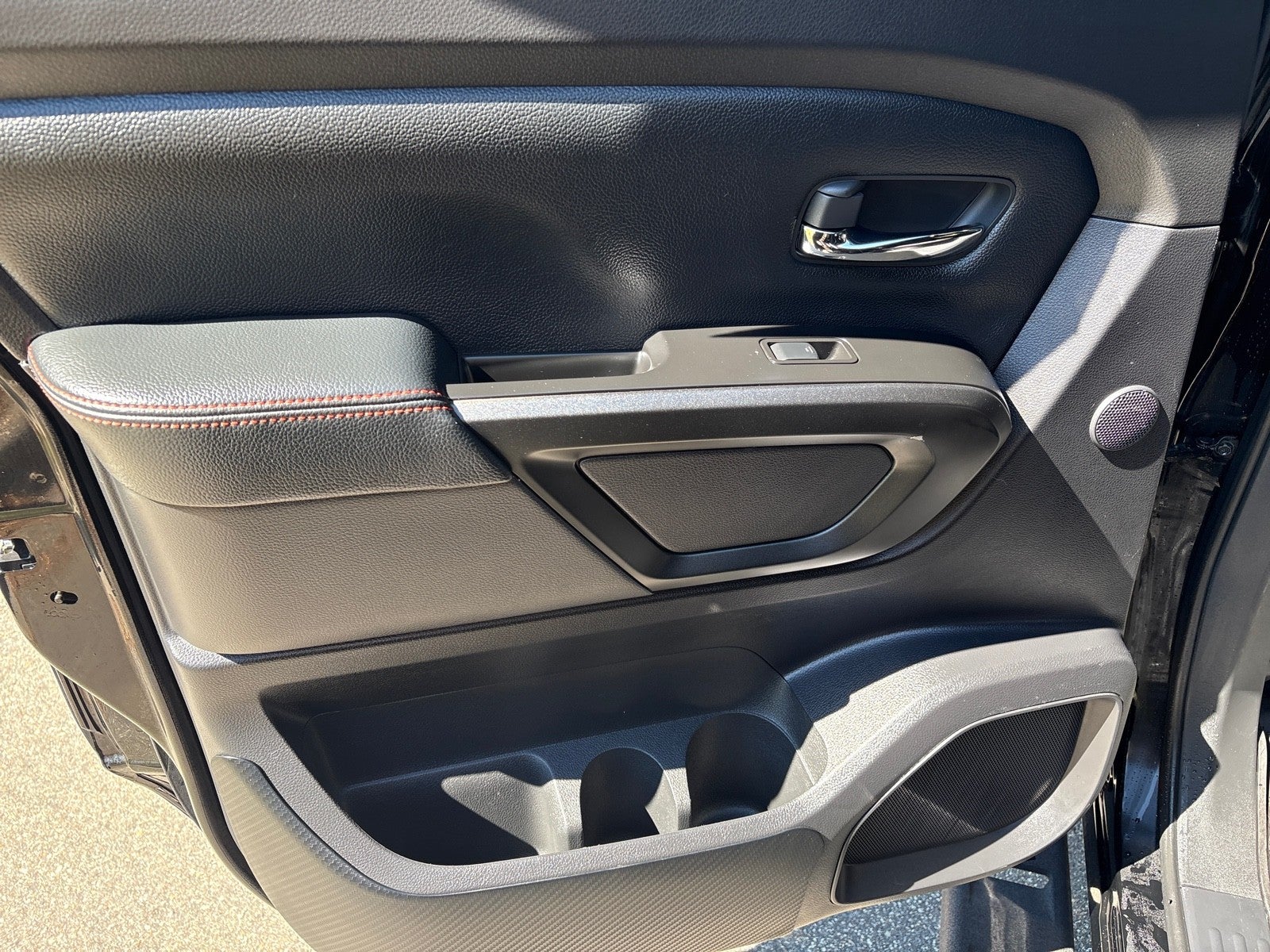2024 Nissan Titan PRO-4X