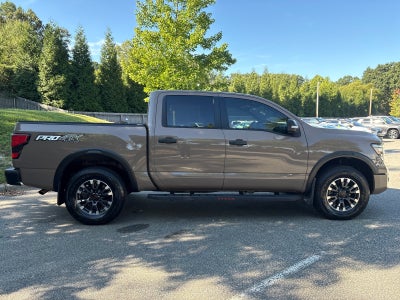2024 Nissan Titan PRO-4X