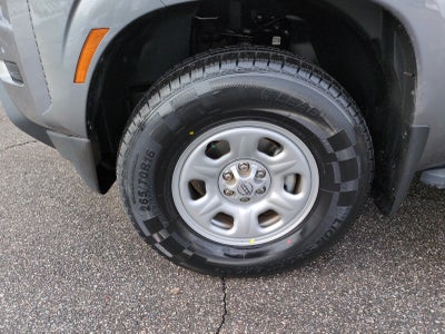 2023 Nissan Frontier S