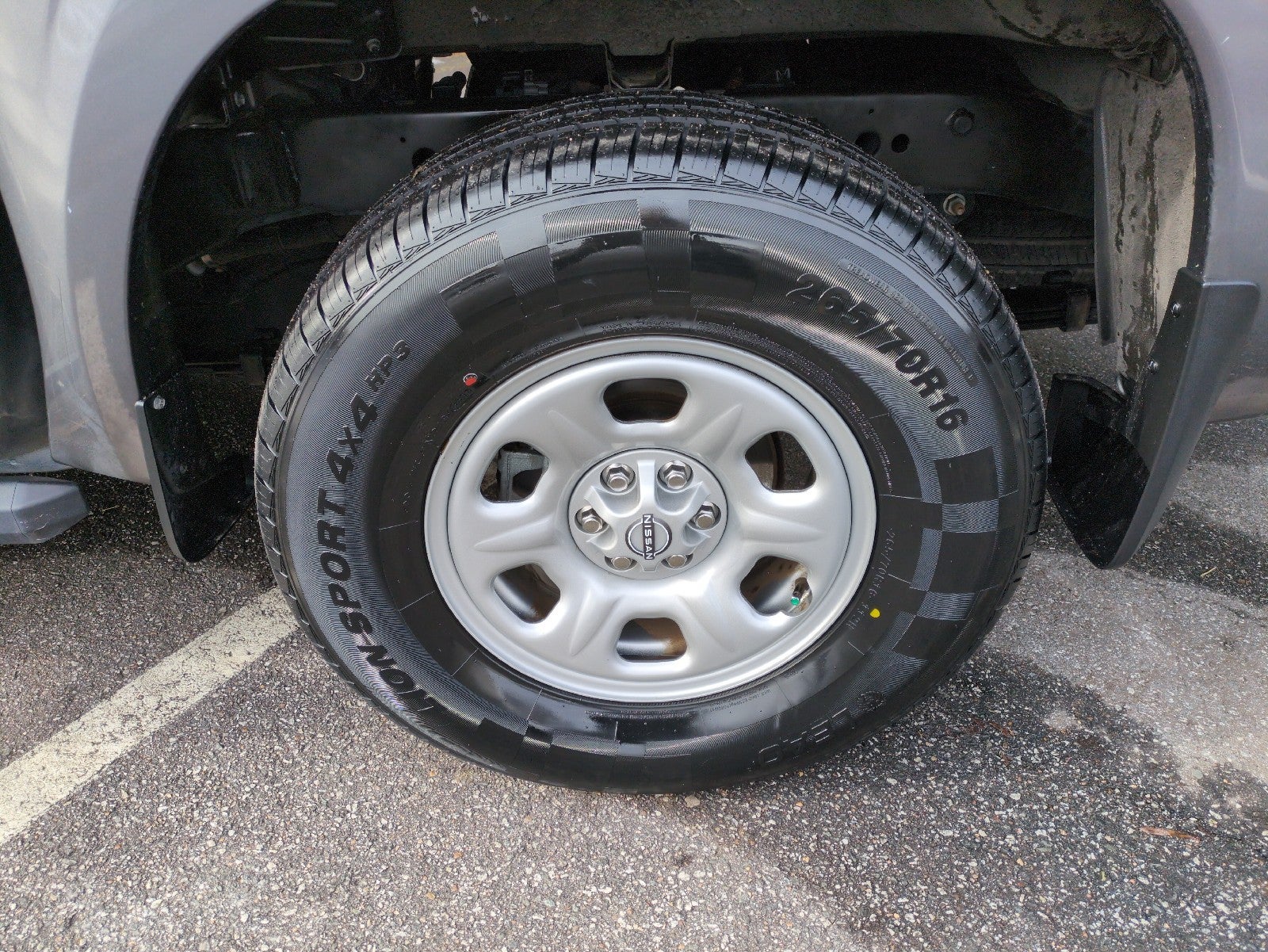 2023 Nissan Frontier S