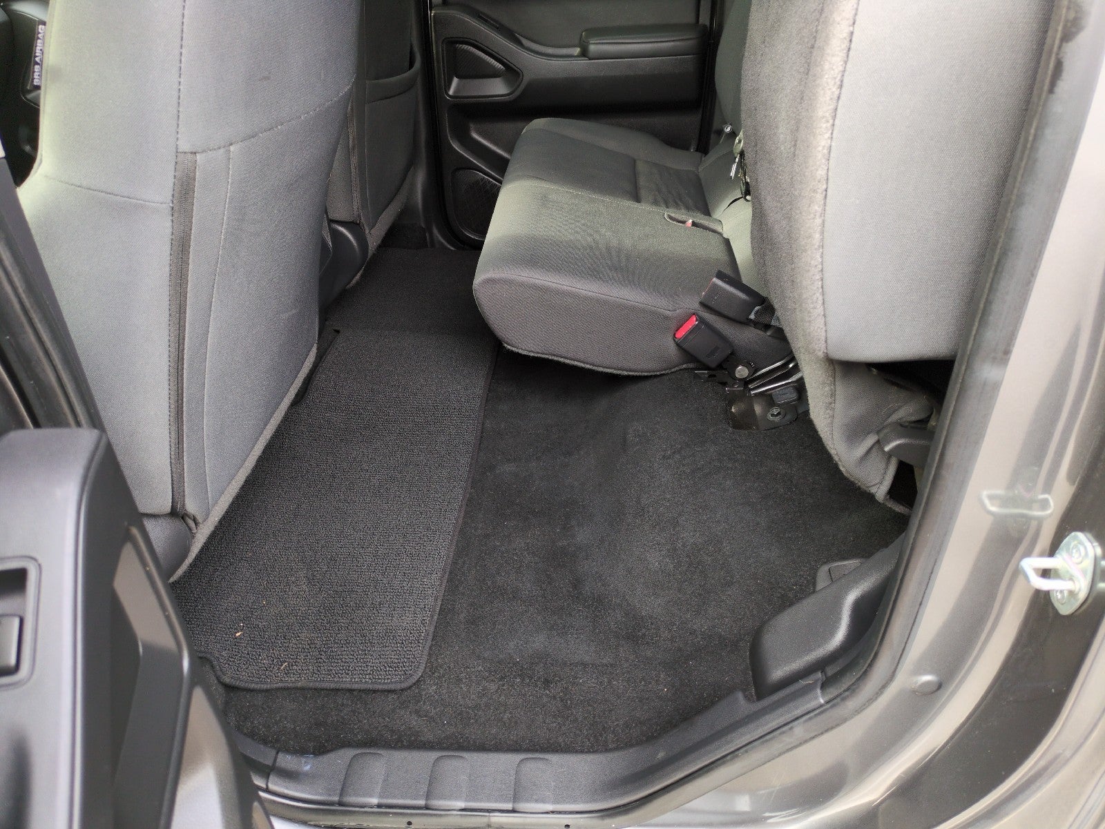 2023 Nissan Frontier S