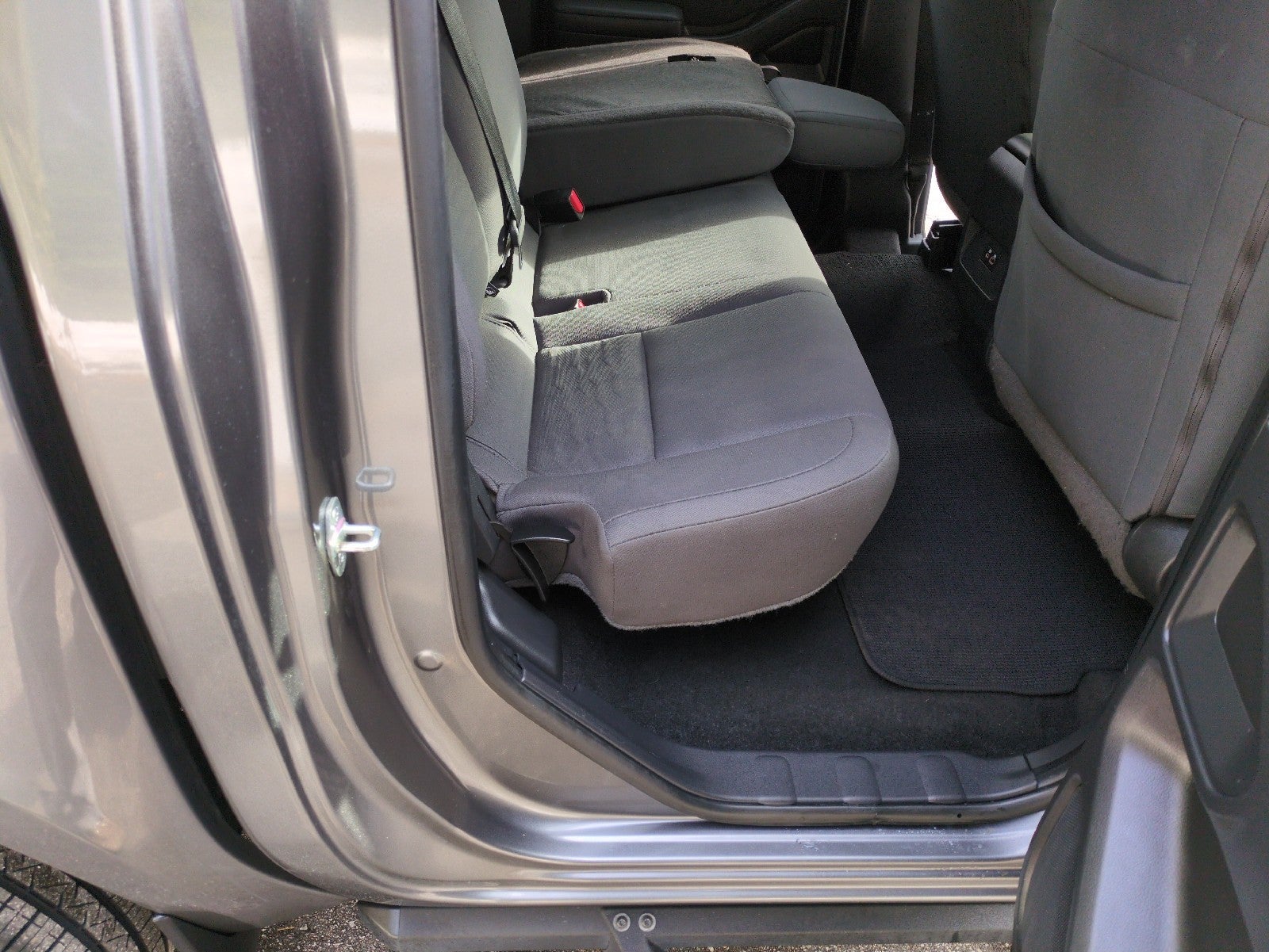 2023 Nissan Frontier S