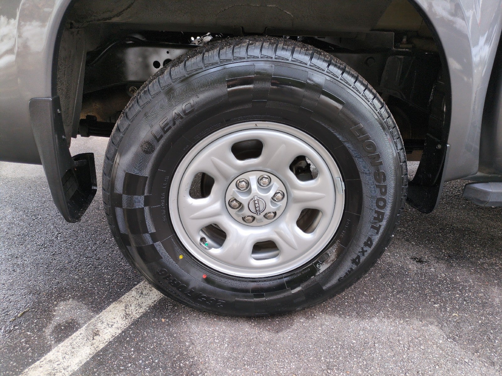 2023 Nissan Frontier S