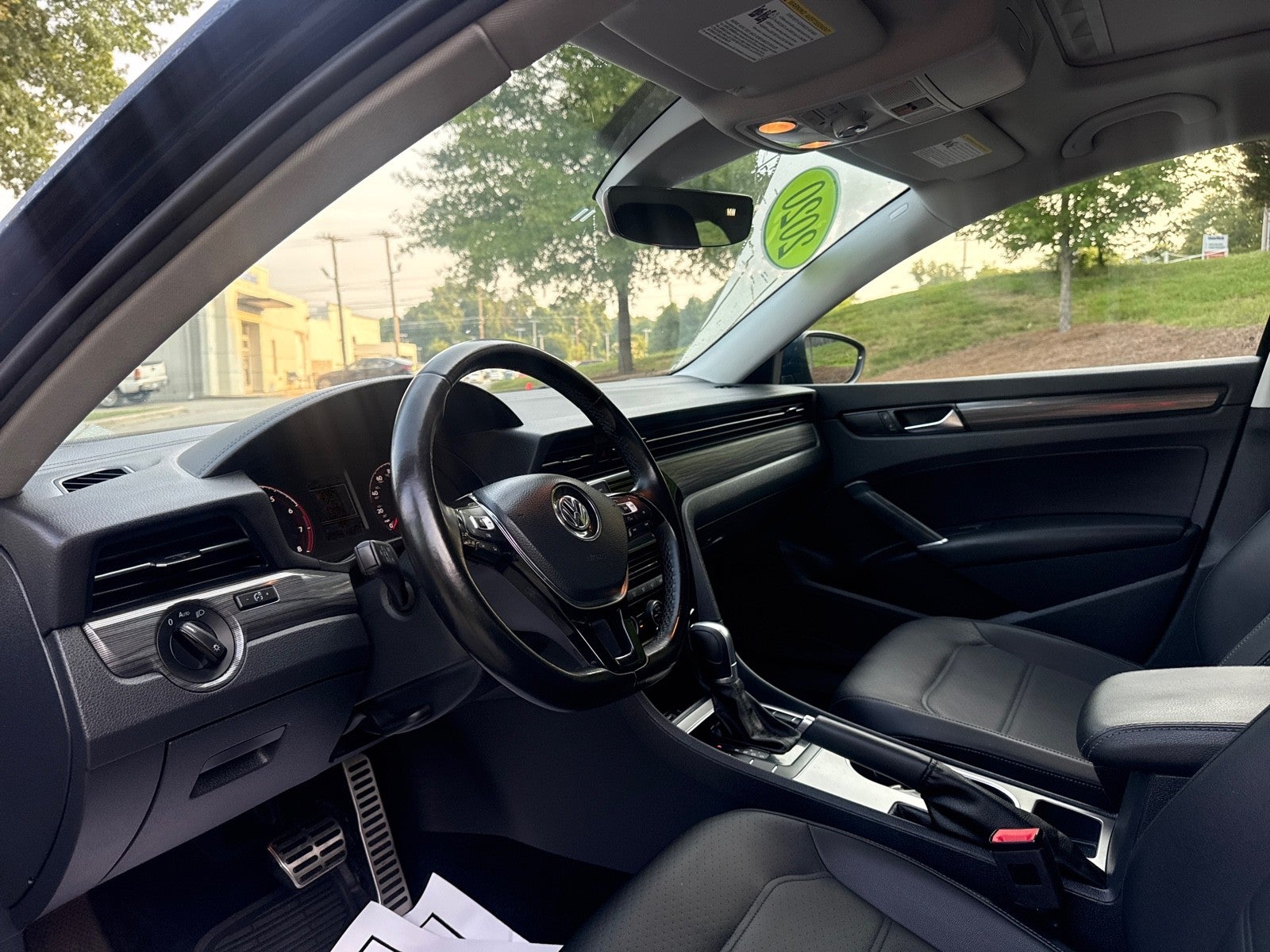 2020 Volkswagen Passat 2.0T R-Line