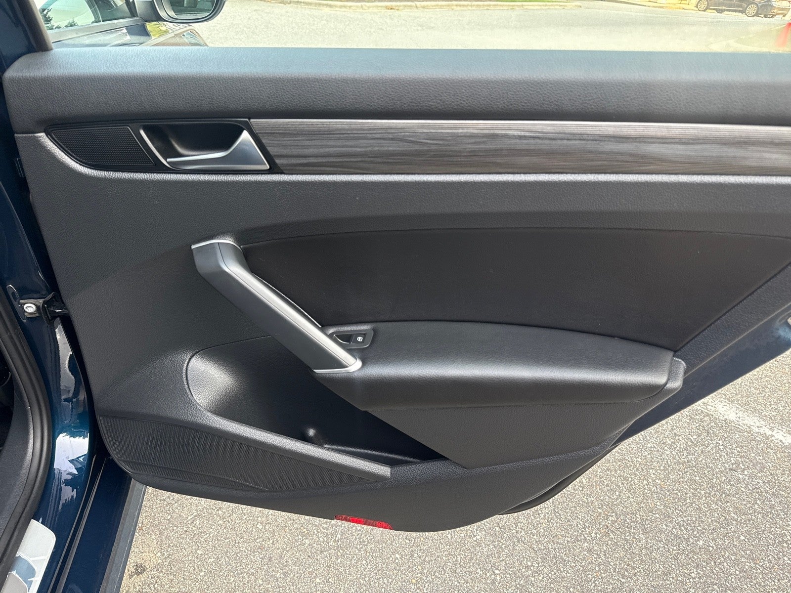 2020 Volkswagen Passat 2.0T R-Line