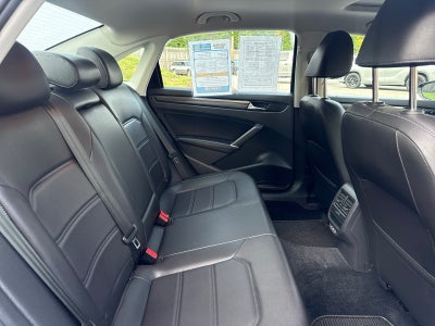 2020 Volkswagen Passat 2.0T R-Line