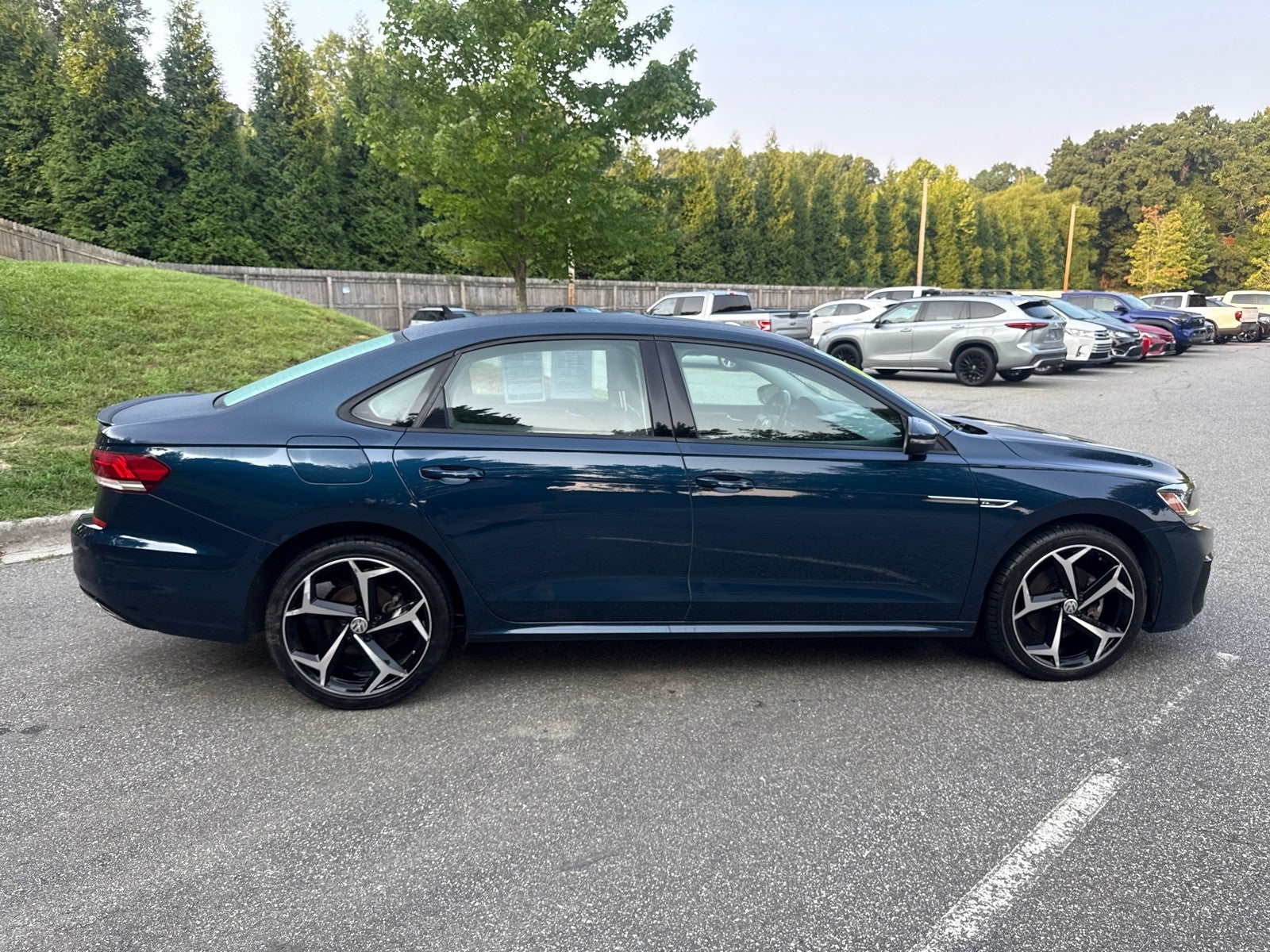 2020 Volkswagen Passat 2.0T R-Line