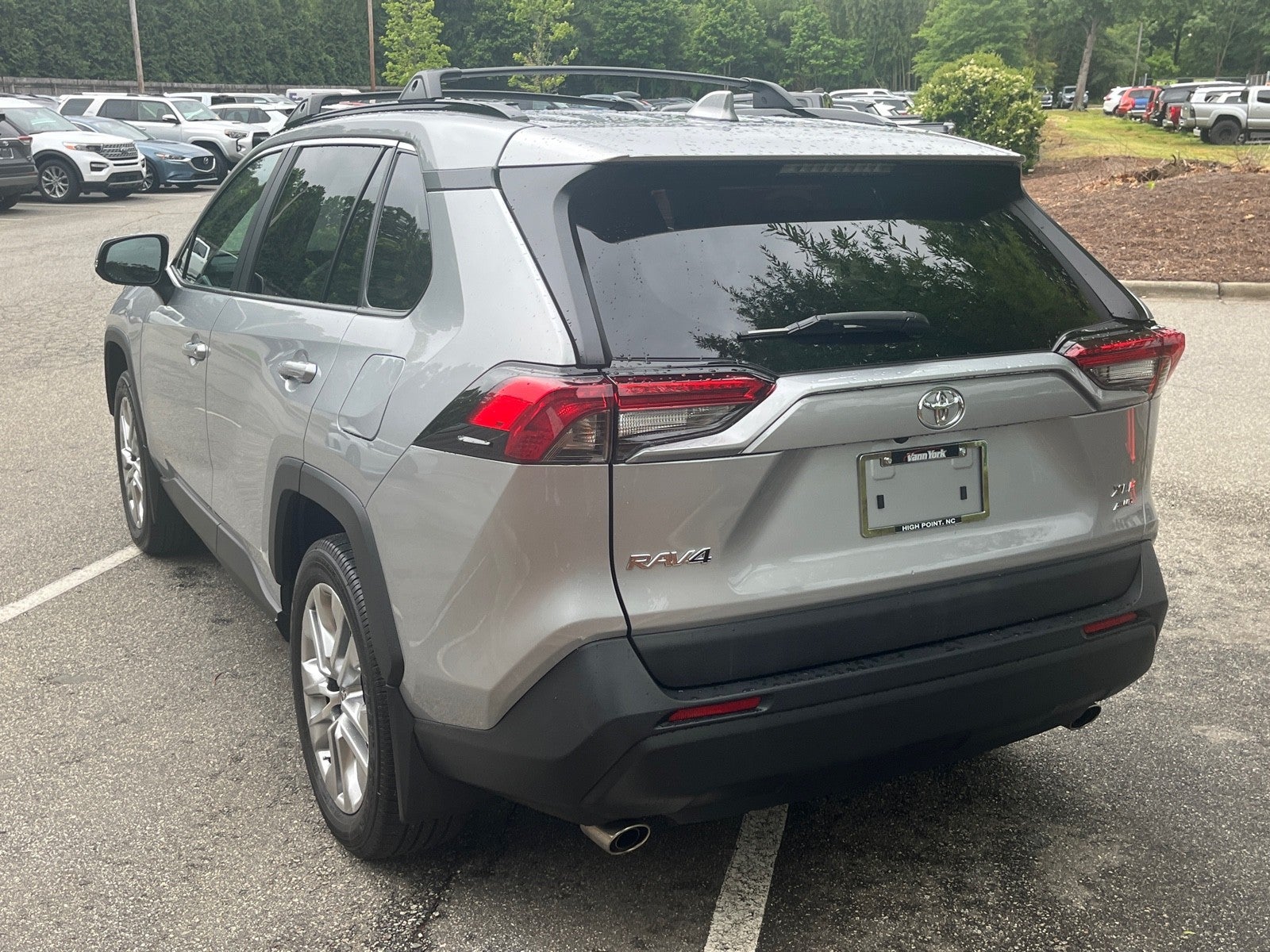 2025 Toyota RAV4 XLE Premium
