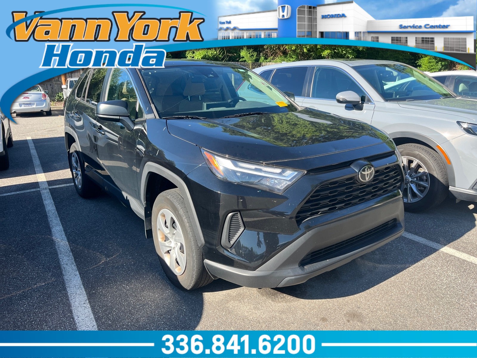 2023 Toyota RAV4 LE