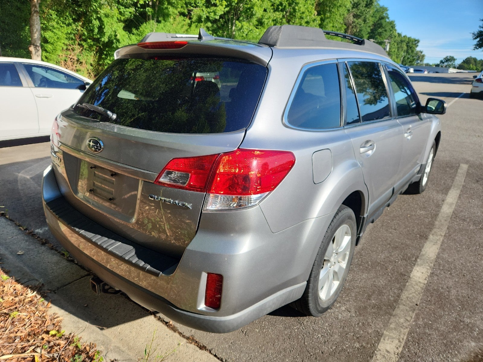2011 Subaru Outback 2.5i Limited Pwr Moon