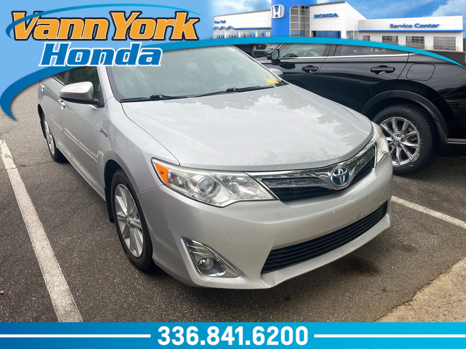2012 Toyota Camry Hybrid XLE