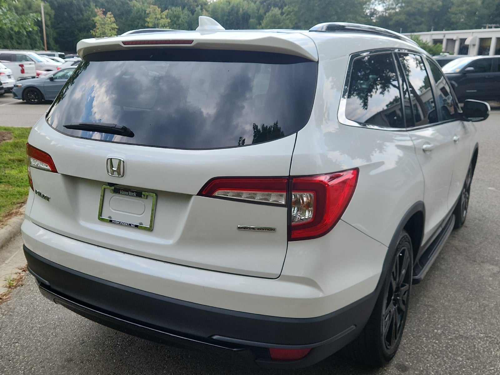 2022 Honda Pilot Special Edition