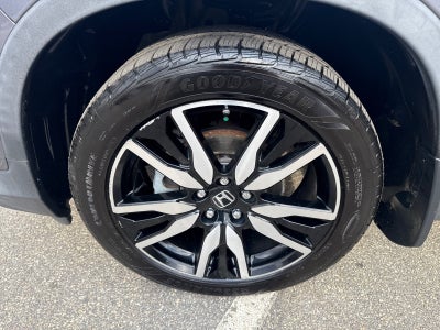 2022 Honda Pilot Touring 7-Passenger