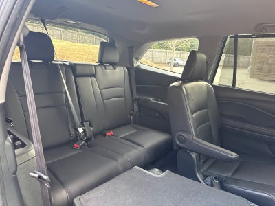 2022 Honda Pilot Touring 7-Passenger
