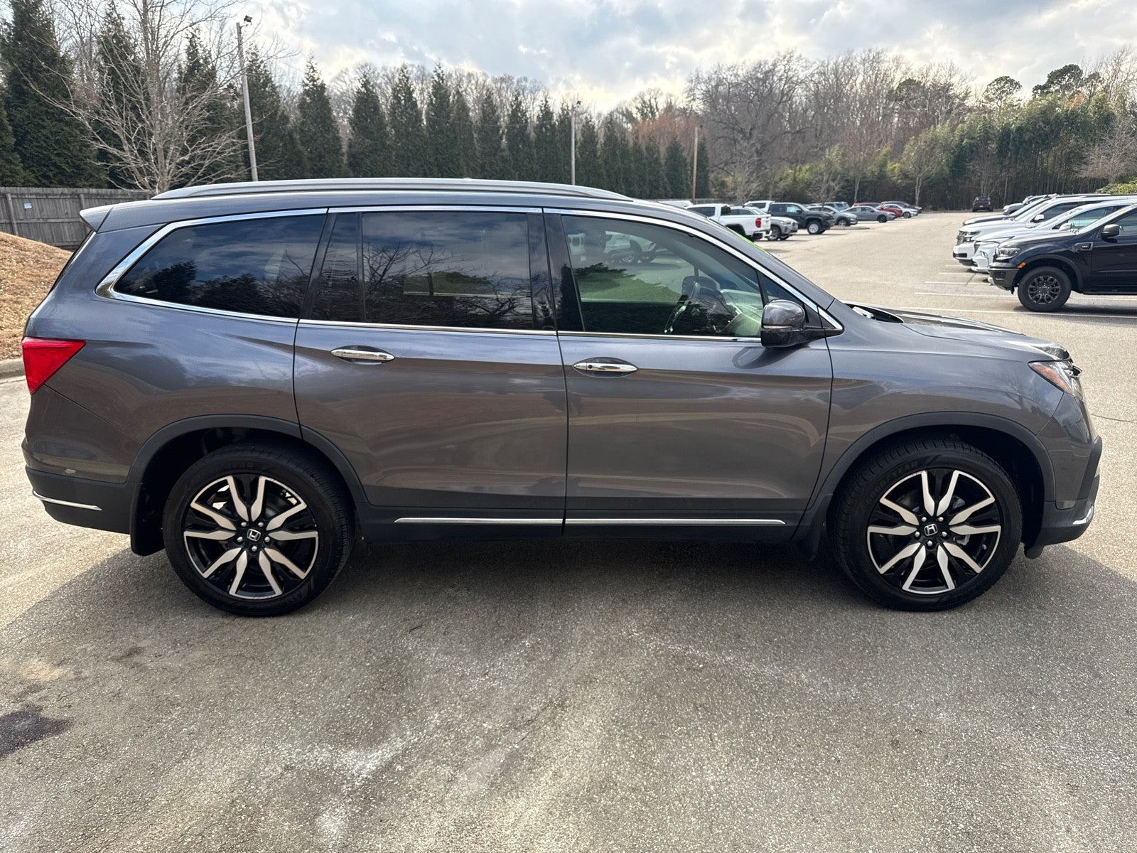 2022 Honda Pilot Touring 7-Passenger