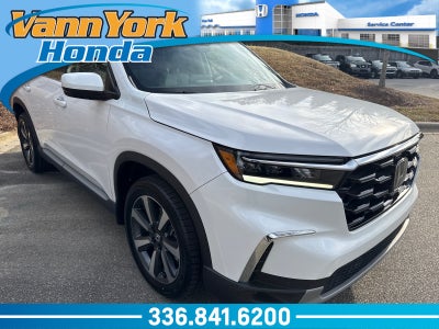 2023 Honda Pilot Touring