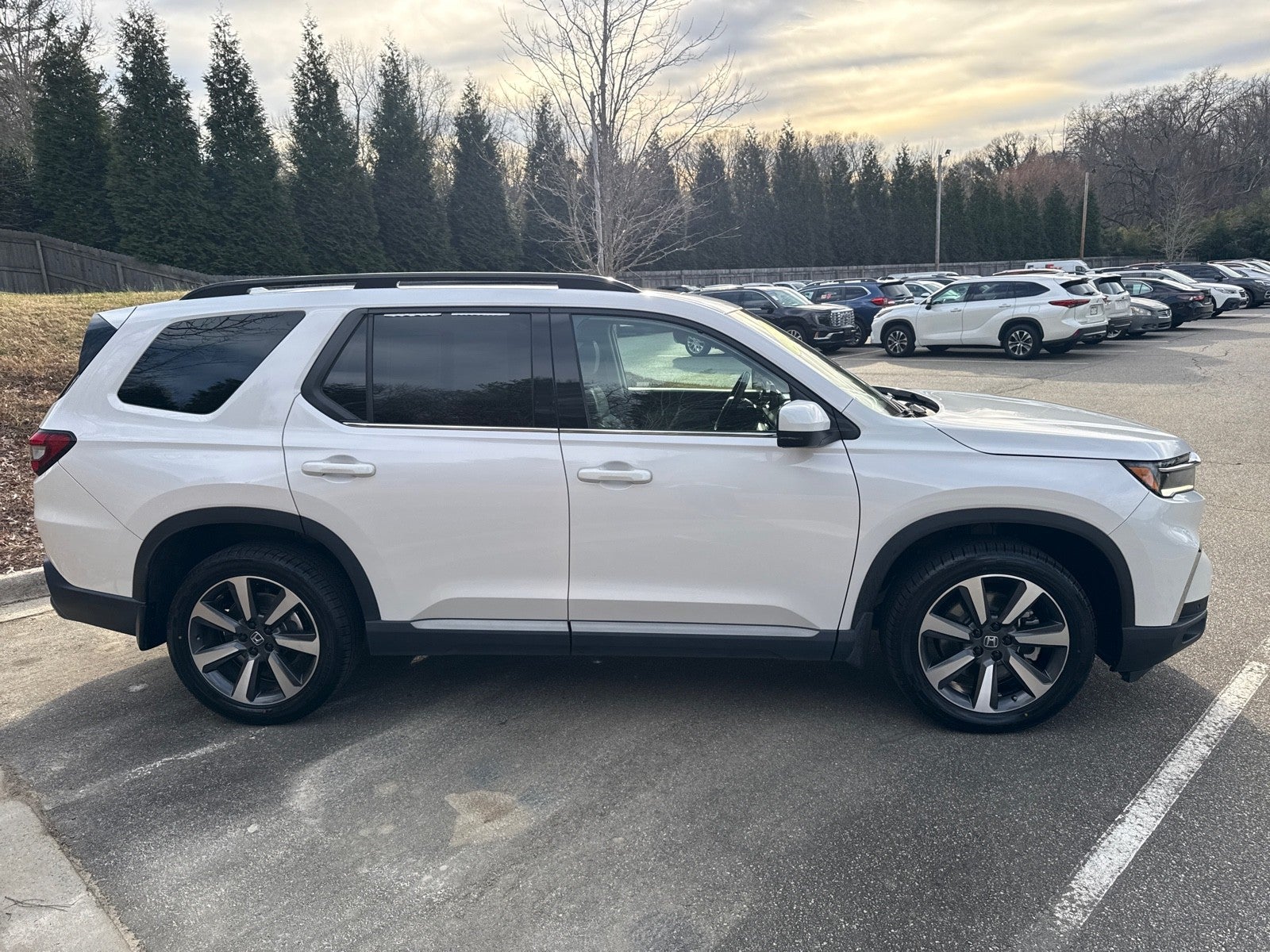 2023 Honda Pilot Touring