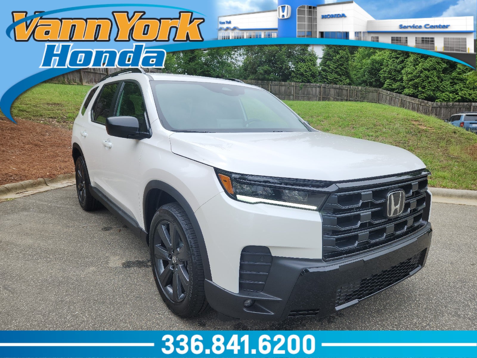2026 Honda Pilot Sport 2WD's photo