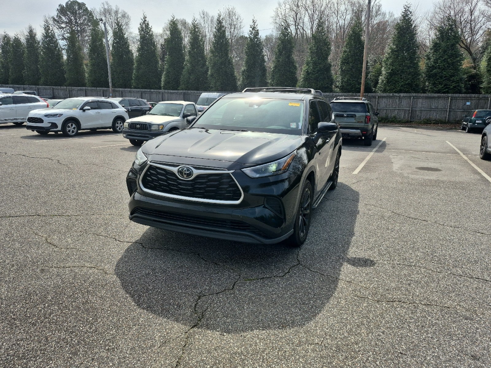 2022 Toyota Highlander L