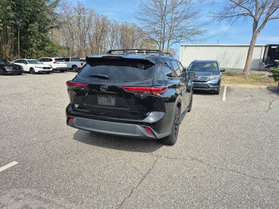 2022 Toyota Highlander L