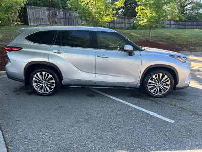 2021 Toyota Highlander Platinum