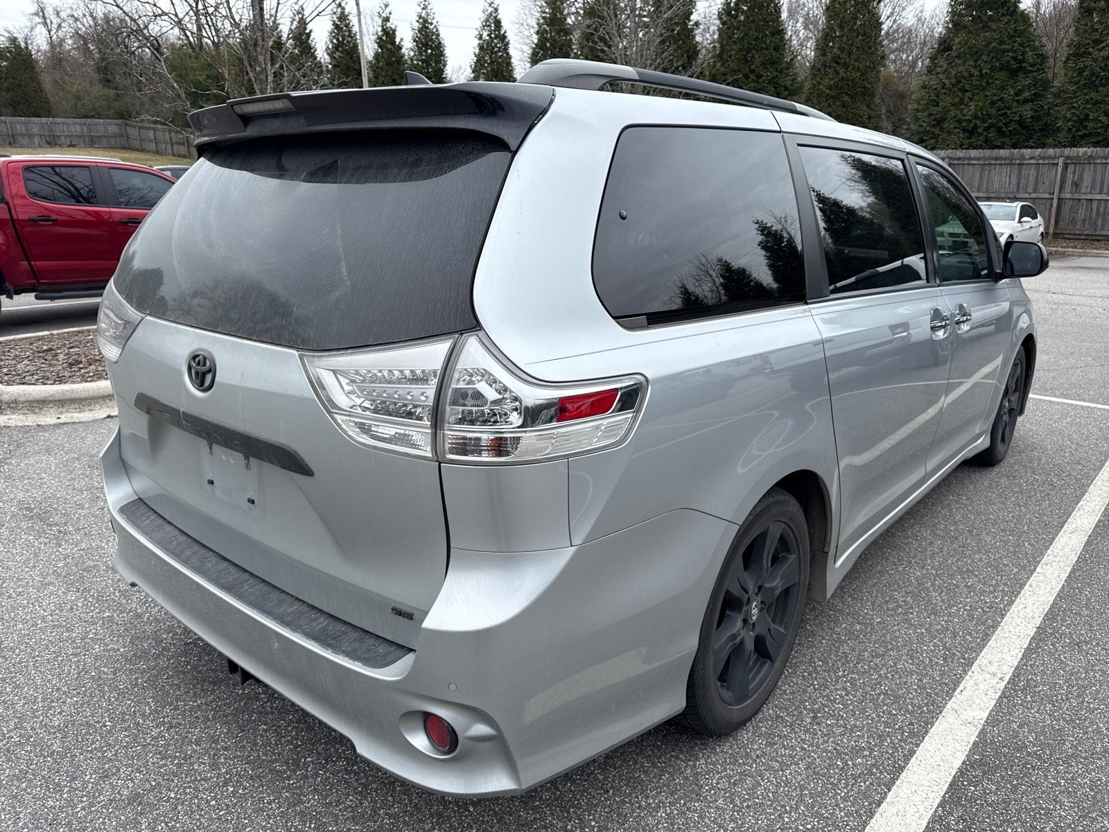 2020 Toyota Sienna SE