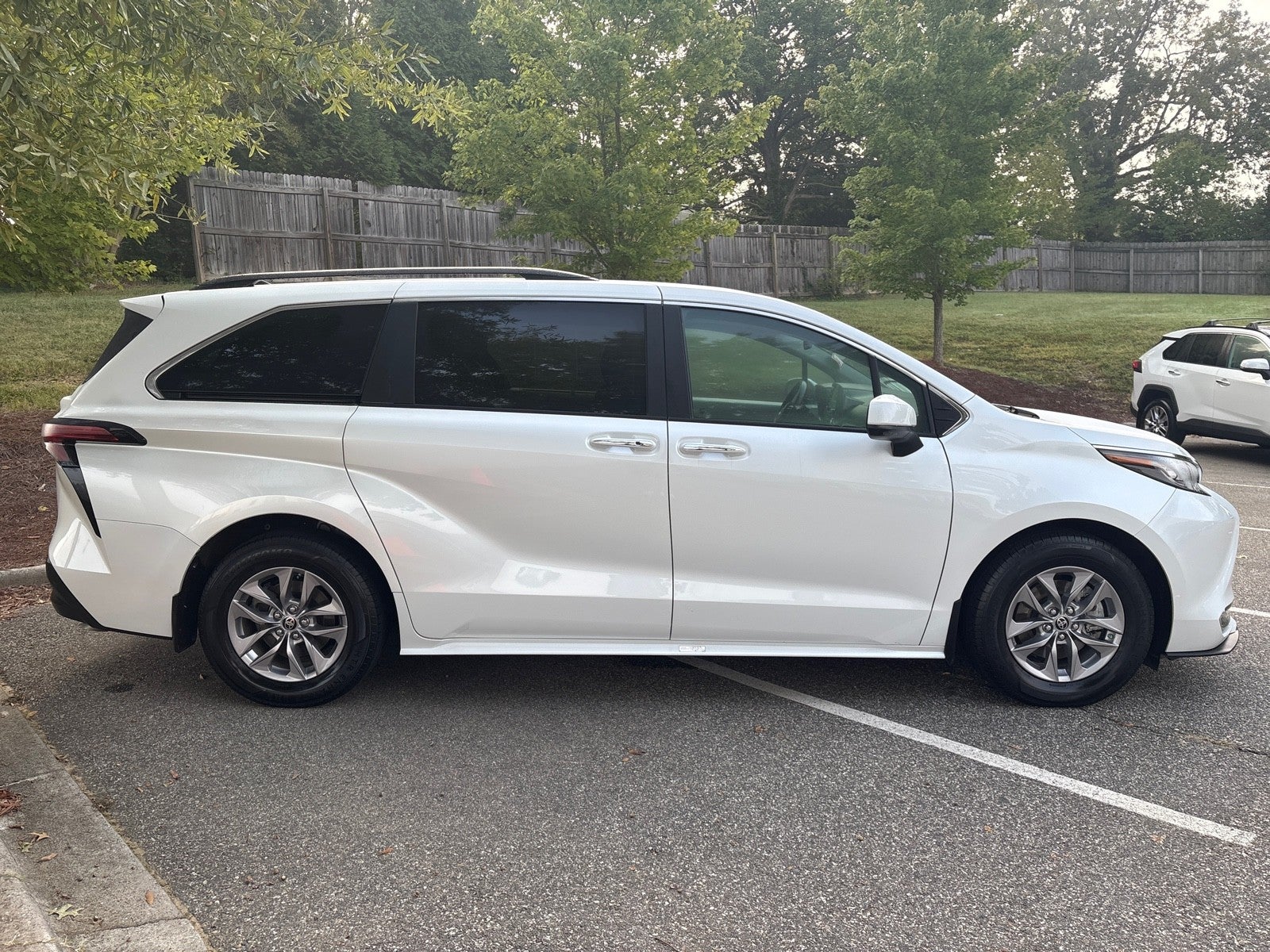2022 Toyota Sienna XLE