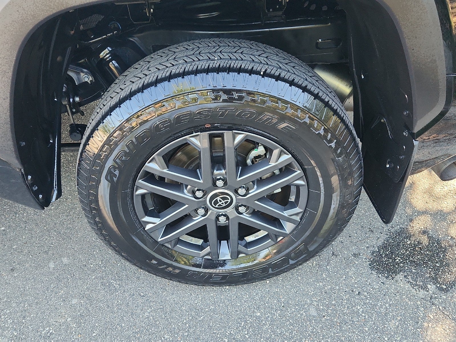 2024 Toyota Tundra 4WD SR5
