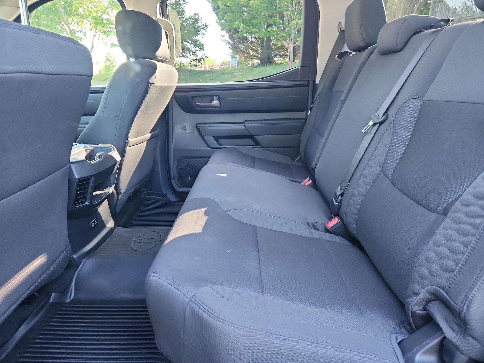 2024 Toyota Tundra 4WD SR5