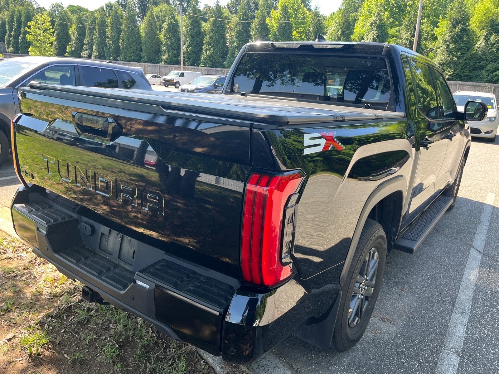 2024 Toyota Tundra 4WD SR5