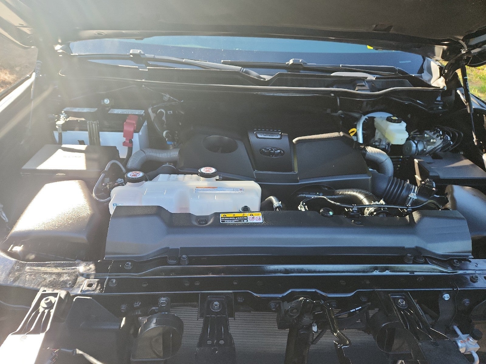2024 Toyota Tundra 4WD SR5