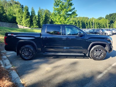 2024 Toyota Tundra 4WD SR5