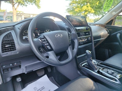 2022 INFINITI QX80 LUXE
