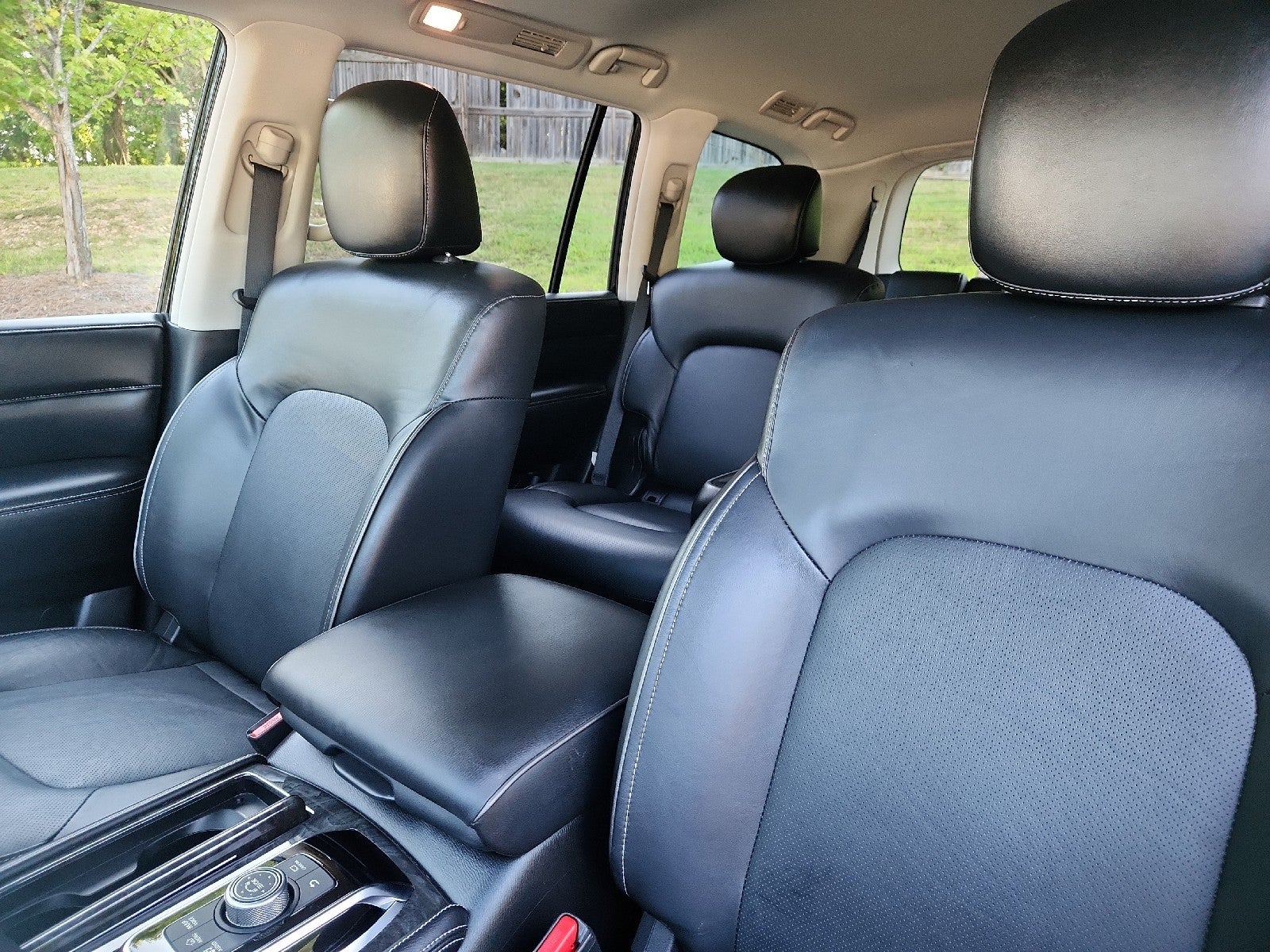2022 INFINITI QX80 LUXE